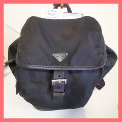 【超人気品】希少プラダPRADA 黒 大きめリュックサック カードあり！鑑定済み！ポコノ