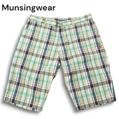 【美品】Munsingwear マンシングウェア ゴルフ 春夏★ ロゴ刺繍 チェック 総柄 ショート パンツ Sz.82 メンズのサムネイル