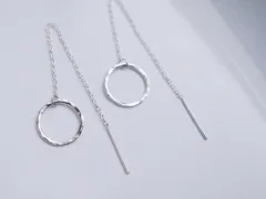 送料無料 *再販*【SV935/SV925】銀月チェーンピアス／槌目／S　シルバー　華奢　シンプル