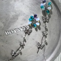 チェコガラスの蝶ロングピアス・イヤリング