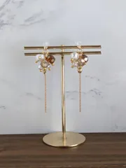 ノンホールピアス　揺れる　ロングチェーン　ビーズパール房　ハンドメイド　　vivant