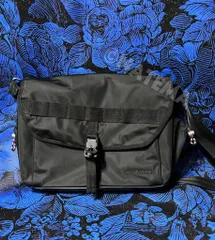 美品 TOMMY HILFIGER トミーヒルフィガー ショルダーバッグ  ビジネスバッグ メッセンジャー 鞄 バッグ シティメッセンジャーバッグ ブラック 黒