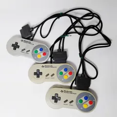 [USED] 任天堂 スーパーファミコン用コントローラー 3個まとめて出品 テレビゲーム 【動作未確認】【ジャンク品扱い】