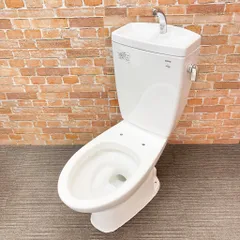 中古　TOTO　トイレ便器　洋式便器+タンク Yahoo!オークション - TOTOトイレ便器(床下排水) 洋式便器と三角