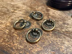アンティーク調 引き出しつまみ 取っ手 4個セット 吊り輪 リング  輪っか ハンドメイド DIY チェスト タンス 箪笥 ノブ 持ち手 ハンドル 家具 自作 リメイク インテリア フレンチ ビンテージ ヴィンテージ 昭和レトロ アクセサリー -b6