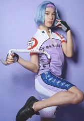 【中古】生写真(男性) 天羽尚吾(岸神小鞠)/膝上・背景紫・キャラクターショット/舞台『弱虫ペダル』新インターハイ篇FINAL～POWER OF BIKE～ ランダムブロマイド