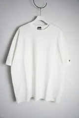 美品 BETWEEN MUSIC STORE championチャンピオン Tシャツ 半袖カットソー 白127O★2