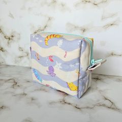 ボックスポーチ　化粧ポーチ 小物入れ　ポーチ ハンドメイド No.317