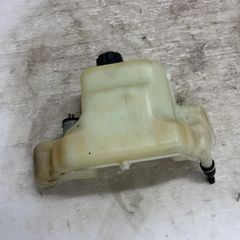 スズキバンティット250GJ77A後期ラジエーターリザーブタンクラジエーター部品 スズキバンティット250GJ77A後期ラジエーターリザーブタンク