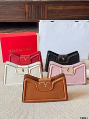 【今日特価】Valentino Allknots 斜?包 送料無料 限定価格