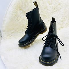 Dr.Martens ドクターマーチン ブーツ　8ホール 黒 ブラック 23cm