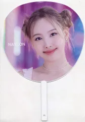 2025年最新】twice ナヨン うちわの人気アイテム - メルカリ