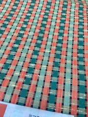 反物　着尺　紬　着物　格子　オレンジ　緑　リサイクル着物　z-424