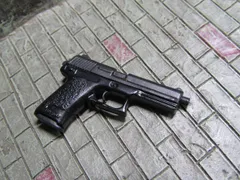 ●1/6スケール GIジョークールガール ミニチュアフュギュア専用 H＆K MK23 SOCOM ドイツ軍用自動拳銃！