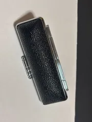 【印鑑ケース／朱肉付き】黒レザー調×金襴風内張り 和柄デザイン