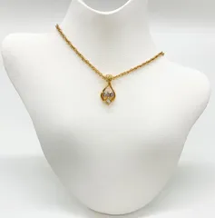 ニナリッチ NINA RICCI ストーン ロゴ ネックレス