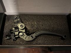 アルミ削り出し　クラッチレバーロータリーホルダー　可倒式　汎用　グレー