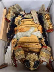 秀月 五月人形 鎧兜飾り 甲冑 鎧　美品 京華作 豊臣秀吉鎧 ガラスケース入飾り 五月節句 五月人形 兜