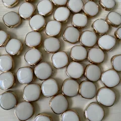 ボタン　まとめ売り　ホワイト　ゴールド　四角