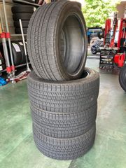 245／45R17  ブリヂストン　スタッドレスタイヤ　４本セット