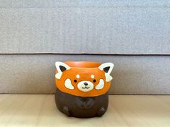 【レッサーパンダ】リトルレジンポット　5481　1号鉢　多肉植物　動物　プリザーブドフラワー　ポリレジン　レジン　ミニプランター　小物入れ　ガーデニング雑貨　かわいい　プレゼント　ギフト　★まとめ買い値下げ交渉可★