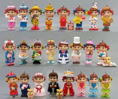 ペコちゃんキーホルダーチャーム22体セットプラス6体おまけ - メルカリ