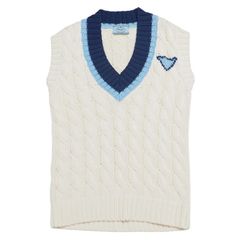 美品　プラダ　ベスト　PRADA ニットベスト　ウール100%　38 PRADA ❣️クロップド丈 ケーブル ニット コットン ベスト44