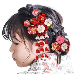 【新品】 [OTAKUMARKET] 七五三 髪飾り 753 卒業式 成人式 浴衣 髪 飾り 花 袴 着物 振袖 和装 卒業式 鈴付き つまみ細工 女の子 子供 ヘアアクセサリー 4タイプ (A 赤)