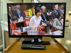 M113　東芝　REGZA ２４型　液晶テレビ　２０１３年製　２４B５