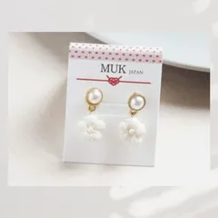 【日本製】和風ちりめん細工ピアス　アイボリー