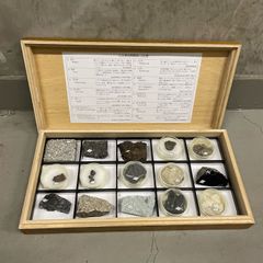 火山噴出物標本15種 【管理番号00W】