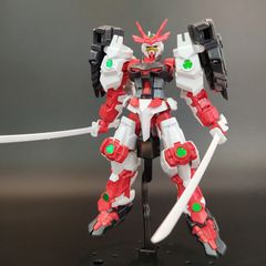 ★ショップ限定割引クーポン発行中★ ガンプラ【未検品/ジャンク】HGBF 1/144 戦国アストレイ頑駄無 破損あり バンダイ ガンダム 完成品 組立済み 1409