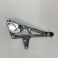 カワサキ ゼファーX リヤステッププレートメッキ - メルカリ