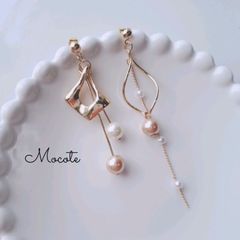 パールゆらゆら  アシンメトリー  ピアス/イヤリング
