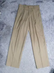 STUOFFICE ズボン ピンタック スラックス パンツ ベージュ