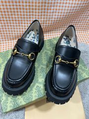 人気商品グッチ GUCCI レザーシューズ  ブラック