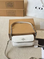 【今日特価】Coach Hailey Mini Baguette Envelope Bag - コーチ ヘイリー ミニ バゲット エンベロープ バッグ