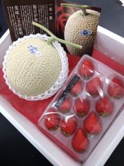 【やおもり果実専門店限定！】静岡クラウンメロン等級山＆よつぼしいちご