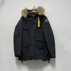 パラジャンパーズ　ライトウェイトシリーズ　ジャケット　黒　L相当 Amazon.co.jp: [ストーンアイランド] 24AWモデル バッジワッペン