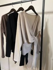 起毛リブカシュクールニットカットソー　アイボリー系　長袖ニット薄ベージュ