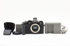 ★美品★シャッター回数：2021回★オリンパス OLYMPUS OM-D E-M1 ボディ ブラック★ LL2180#3620