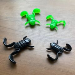 中華ガエル　2色セット　エラストマー　ワーム　10g 5g 1袋5匹　10匹セットバス釣り　ルアー　まとめ売り　セット　ブラックバス 100025