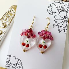 6302 ハンドメイドピアス☆ - メルカリ