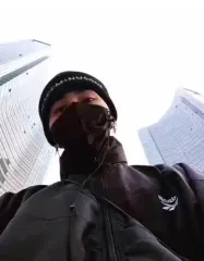 VETEMENTS(ヴェトモン) x Reebok(リーボック) G-ドラゴン トラック ウインドブレーカー PEACEMINUSONE(ピースマイナスワン)