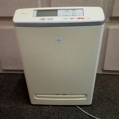 くまのプーさん TWINBIRD ポータブル電子冷温ボックス HR-4201型