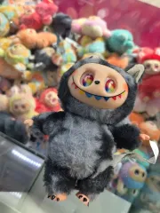 2025年最新】labubu シークレットの人気アイテム - メルカリ