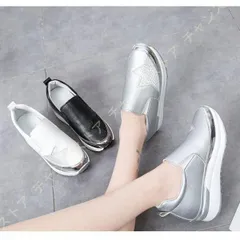 スニーカー ローカット 靴 レディース スリッポン ビジュー 黒 シルバー 白 星柄 インヒール 厚底 キラキラ おしゃれ 3e 幅広 春 旅行674