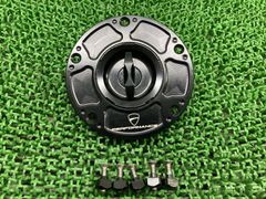 パ*ン様 カワサキ z900rs ROCKMUTE キーレス 燃料キャップ ブラ - メルカリ