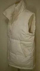 【秋冬クリアランス！！】【送料無料！】【とってもボリュームあります！】レディス　ファイバーダウン　 ベスト＜アイボリー：サイズ表示：Ｆ（フリー）＞【7171】裏地付き、オーバーサイズベスト