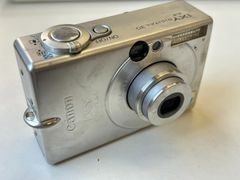 B-118　Canon/キャノン　IXY DIGITAL30　デジタルカメラ　シルバー　PC1035　デジカメ　通電確認済み